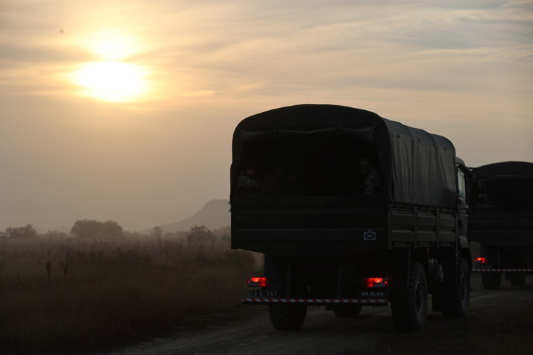Gürcistanda düşen askeri kargo uçağının enkazında incelemelere başlandı