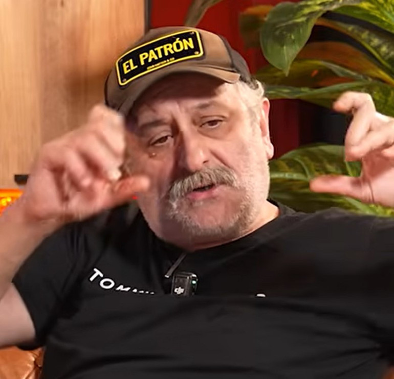 Onur Ünlü: İnternetten dua satıyordum