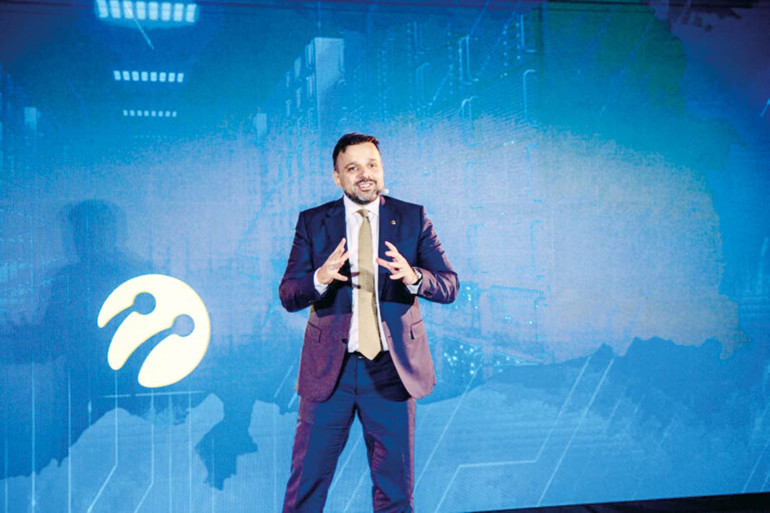 Turkcell ve Google Cloud Türkiye’ye birbirine bağlı 3 veri merkezi kuracak… Hiper veri merkezi için dev anlaşma