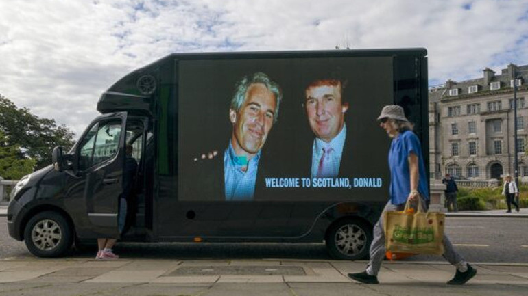  ABD Başkanını köşeye sıkıştıracak ifadeler Kızlardan haberi vardı... Havlamayan köpek Trump