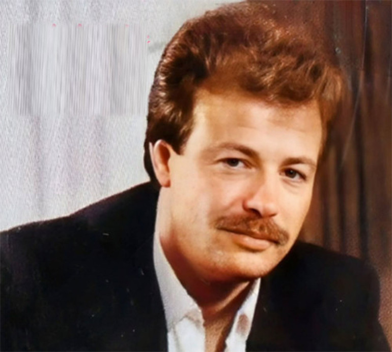 Kırkpınar Pehlivanının kötü şöhretli torunu... Bankacılık yaptı, ilaç şirketinde çalıştı... En sonunda artist oldu...