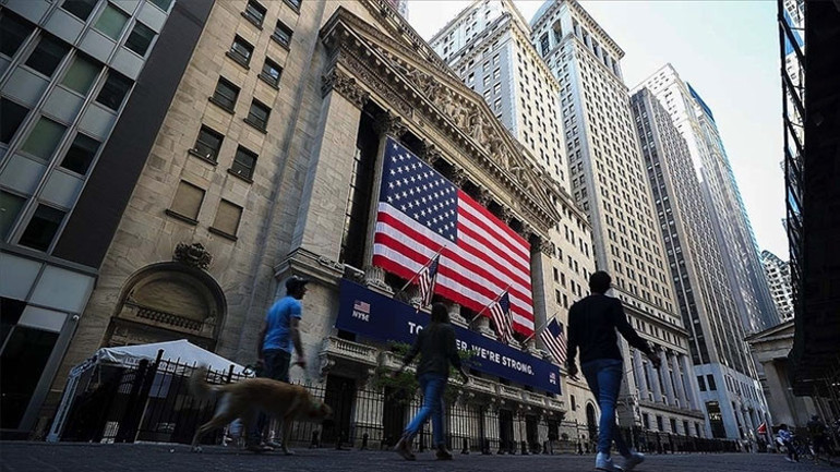 İngiliz dergisi The Economistin 2026 tahminleri dünyada gündem oldu: Kehanet mi uyarı mı İşte tartışma yaratan kapağın şifreleri