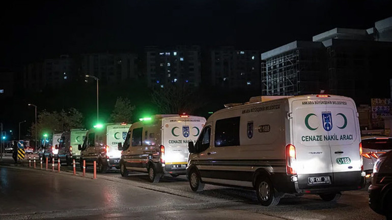 Son dakika... 20 kahraman şehidimize gözyaşları içinde son veda Ağabeyinin şehit olacağını rüyasında görmüş: Kardeşinin mesajına böyle cevap vermiş