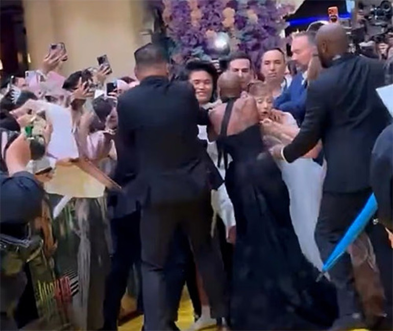 Kırmızı halı karıştı... Hayranı ünlü oyuncuya pusu kurdu