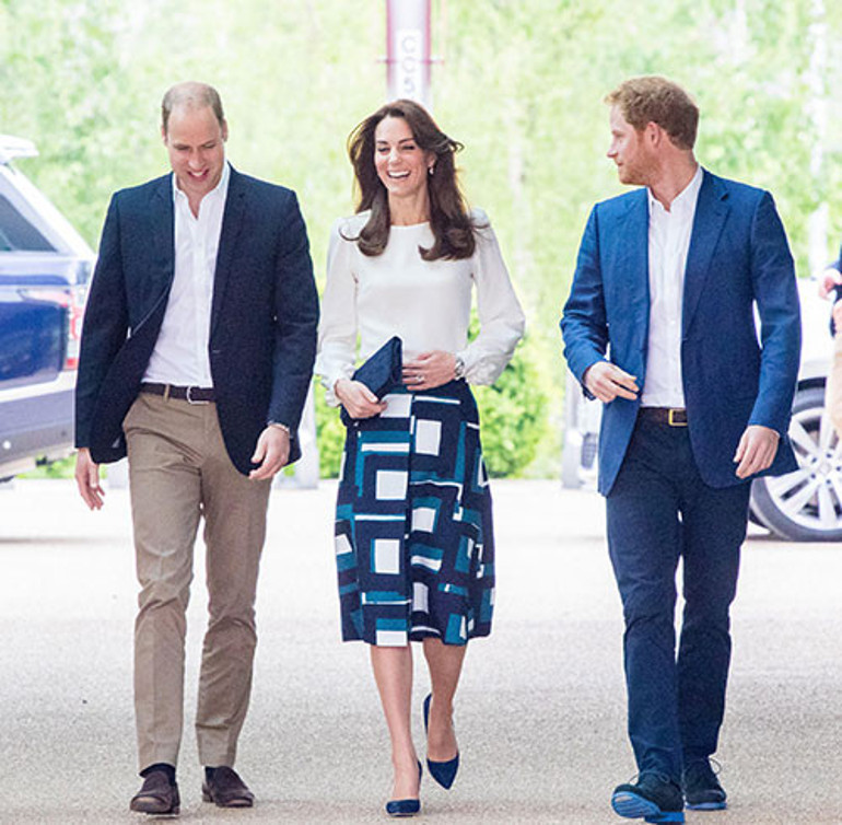 Düşmanlık tohumları yıllar önce atılmış: Onları gülüp eğlenirken görünce hep öfkelendi... Karısını, öz kardeşinden kıskanmış