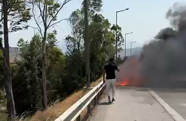 18 milyonluk otomobil aniden alev almış, kapılar kilitlenmişti... Elektrikli araçlar neden yanıyor Otomatik kilitlenme bir güvenlik sorunu mu | 7 SORU 7 YANIT