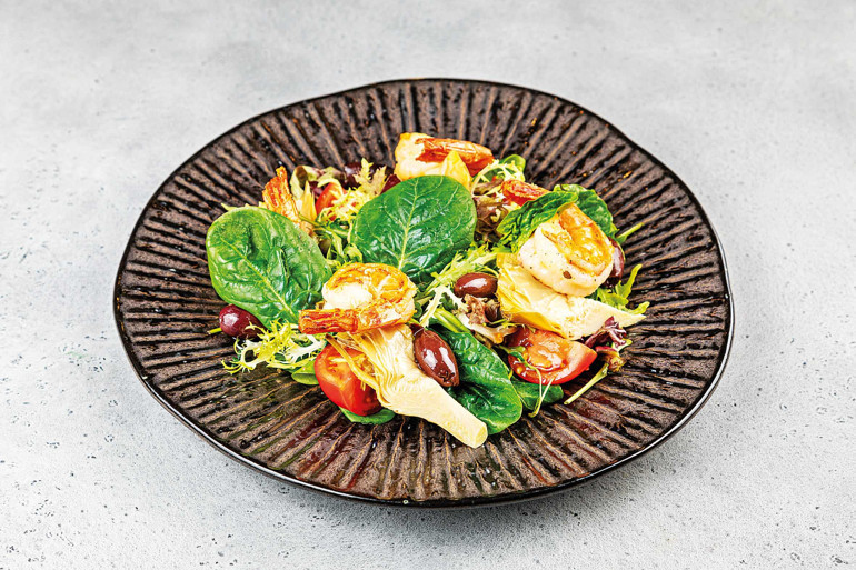 Salatayla dünya turu