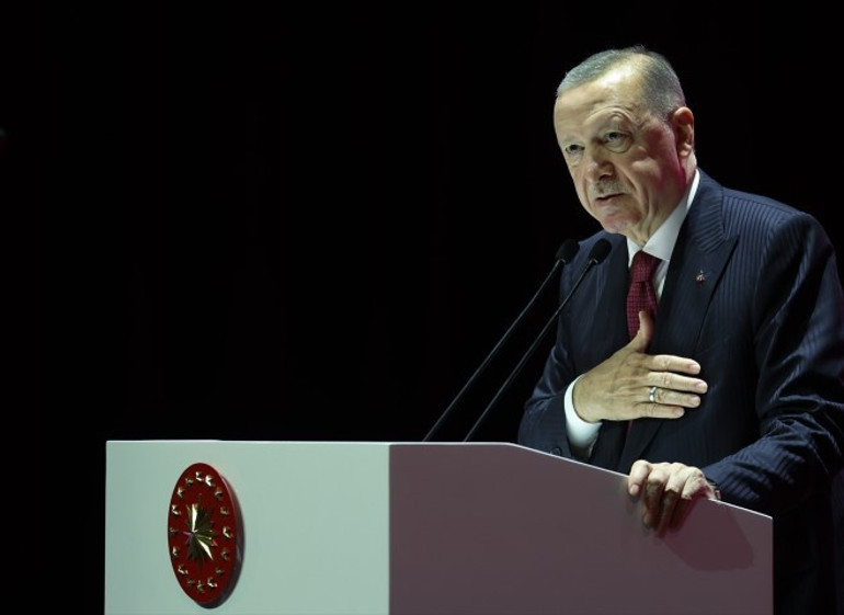 Cumhurbaşkanı Erdoğan: Haksızlığın karanlığı, hakikatin ışığını asla bastıramaz
