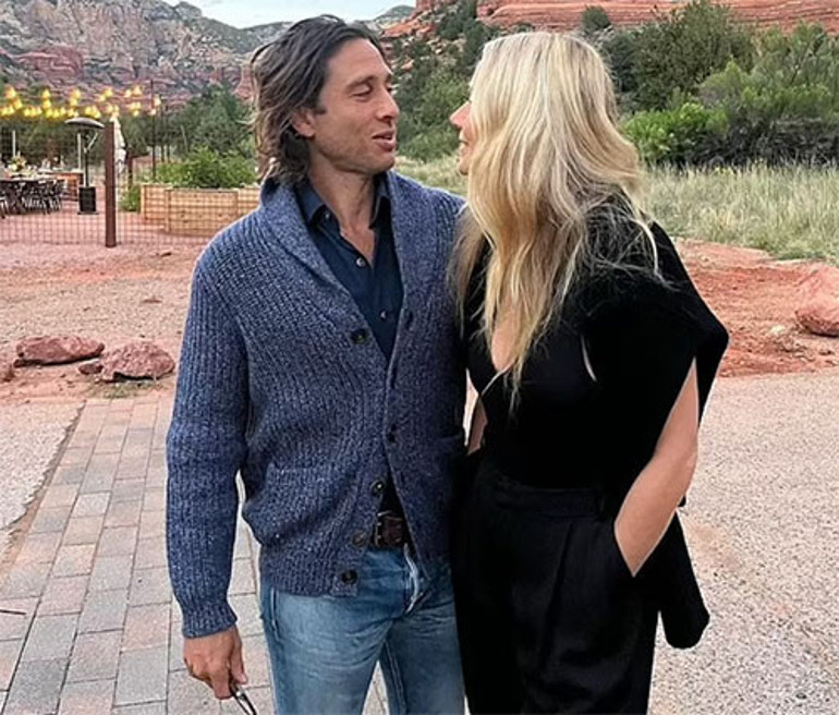 Mutlu evlilik için ne fedakarlıklar yapmışlardı...Ünlü çiftin yedi yıllık sıcacık yuvası dağılıyor