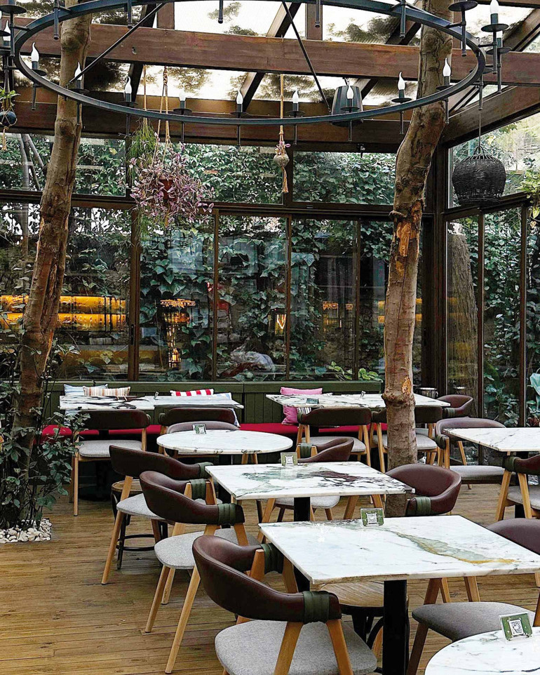 Karşınızda İstanbul, tabağınızda Ege