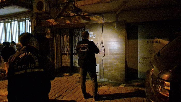 Sokakta oynarken elektrik akımına kapılan çocuk