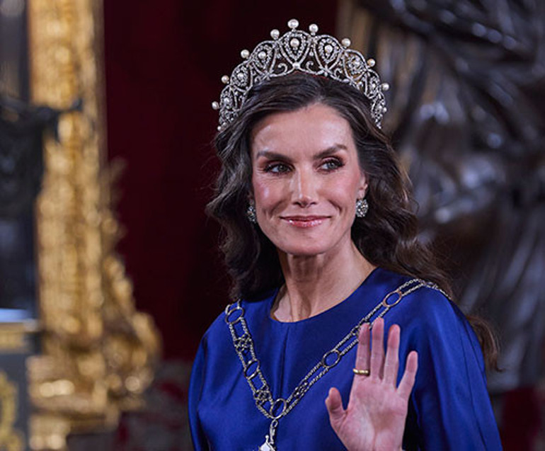 Haber merkezinin yıldızı en pahalı gelinlikle evlendi: İnat edip sevdiğiyle yuva kurdu... Hayatı da değişti yüzü de