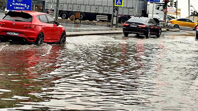 Meteorolojiden sağanak ve fırtına uyarısı 17 ilde alarm verildi | Kuvvetli sağanak geliyor: Bölge bölge açıklandı