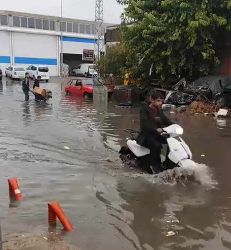 Meteorolojiden sağanak ve fırtına uyarısı 17 ilde alarm verildi | Kuvvetli sağanak geliyor: Bölge bölge açıklandı
