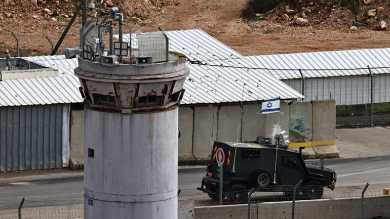 İsrailin kaçırdığı çocuklar işkenceyi anlattı: Yardım noktalarında alıkonuldular, aylarca dünyadan izole edildiler