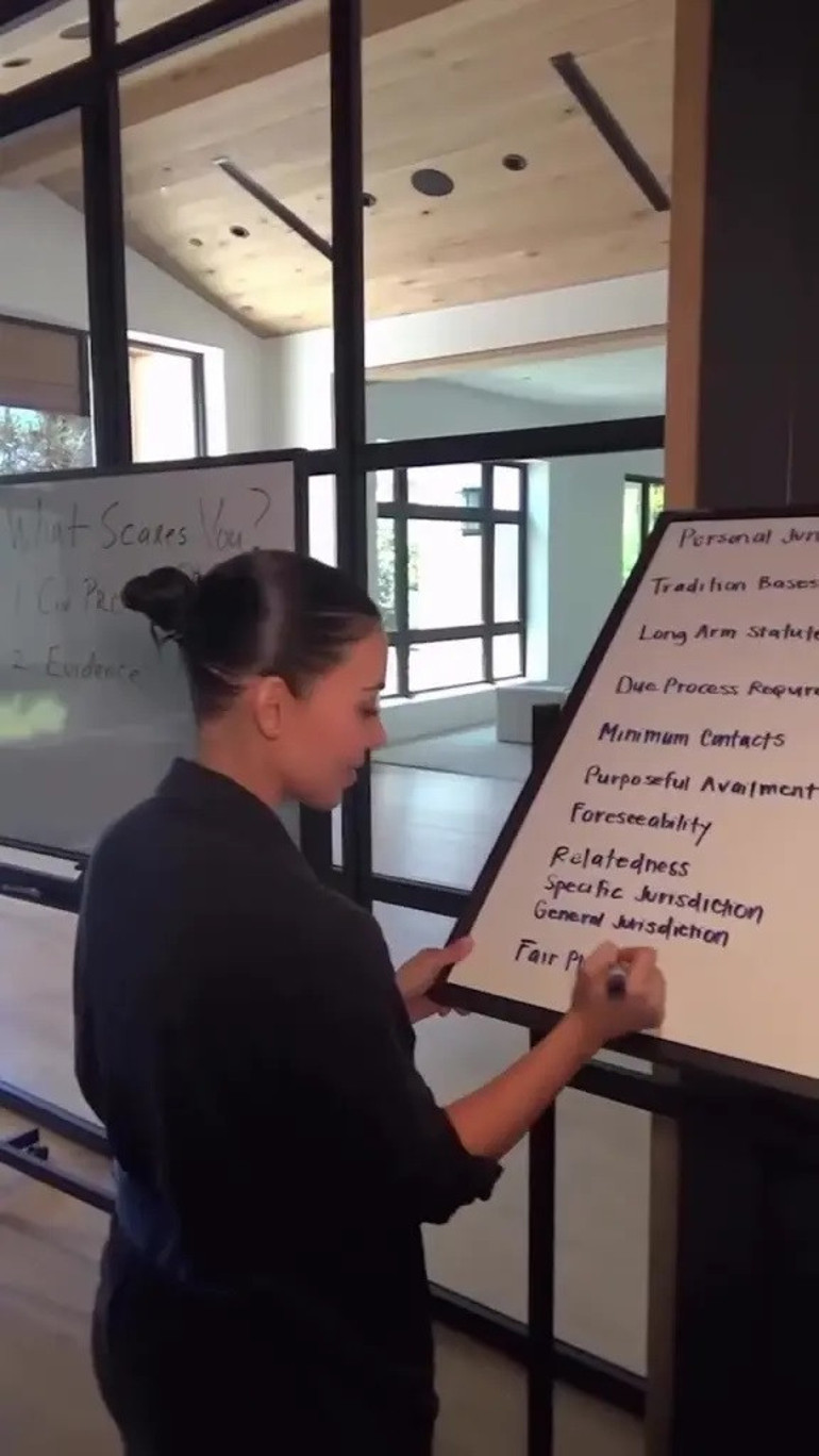 Onca şöhreti, sayamayacağı kadar parası var… Tek hayaline yine de kavuşamadı… Ünlü yıldızın iki gözü iki çeşme