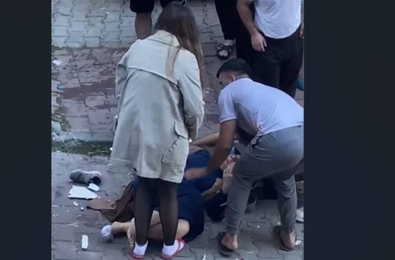 Sağlık ekipleri müdahalesi