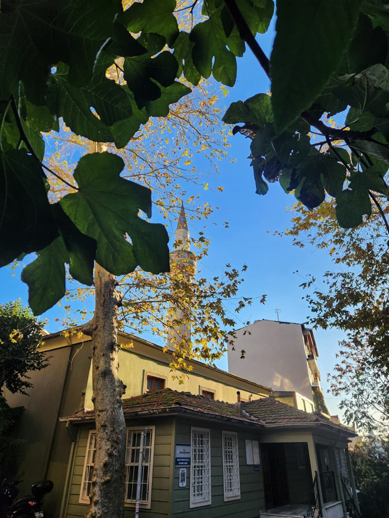 Sonbahar rüzgârında Çukurcuma’yı keşfetmek