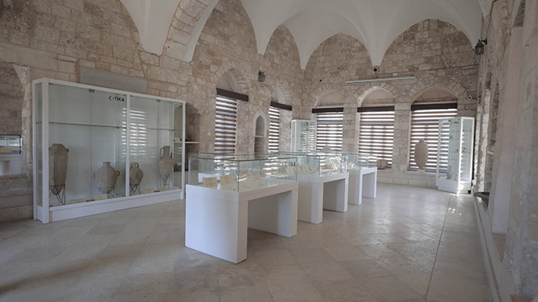 Soykırım tarihi de hedef aldı: Paşa Sarayında yıkım ve yağma