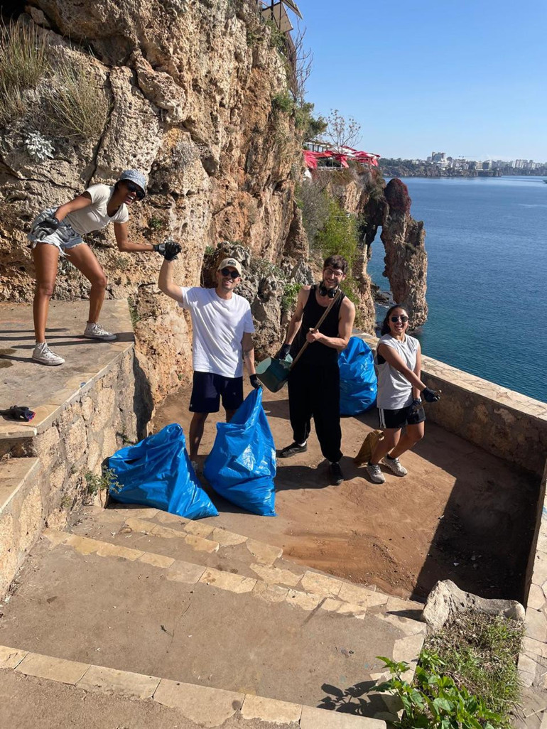 Turistler örnek oldu