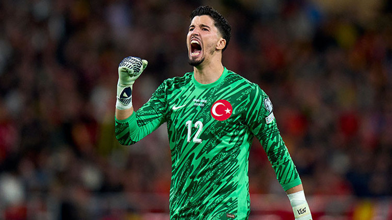 Deniz Gül siftah yaptı, İspanyanın serisi son buldu