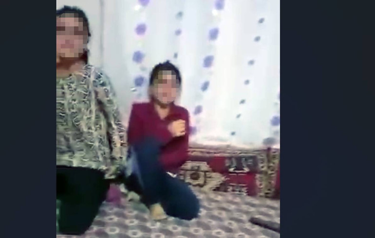 Vicdansız baba çocuklarına dehşeti yaşattı Kemerle işkence yapıp, kayıt altına aldı