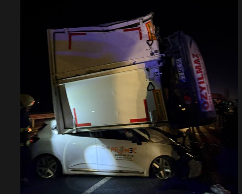 Diyarbakırda zincirleme kaza… Çok sayıda ölü ve yaralı var