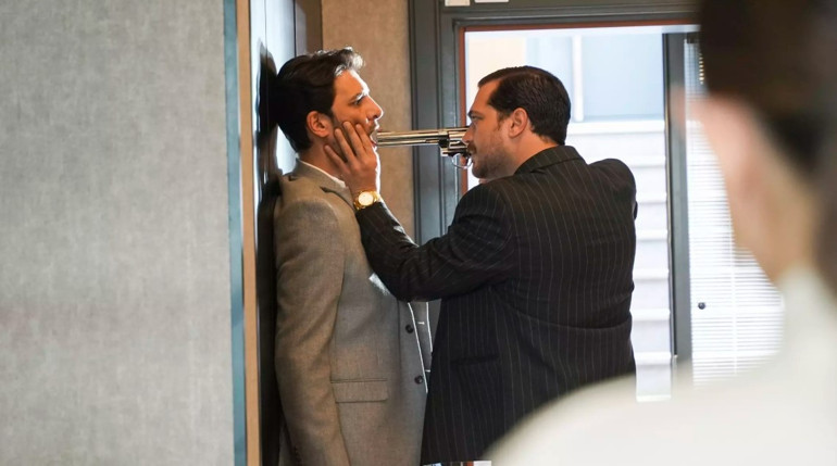 Eşref Rüyanın 23. bölümünde neler oldu Eşref yıkıldı... Bana bunu nasıl yaptın