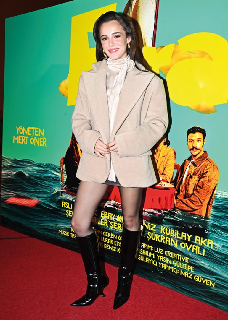 Havada aşk kokusu var... Galaya sevgili çıkarması