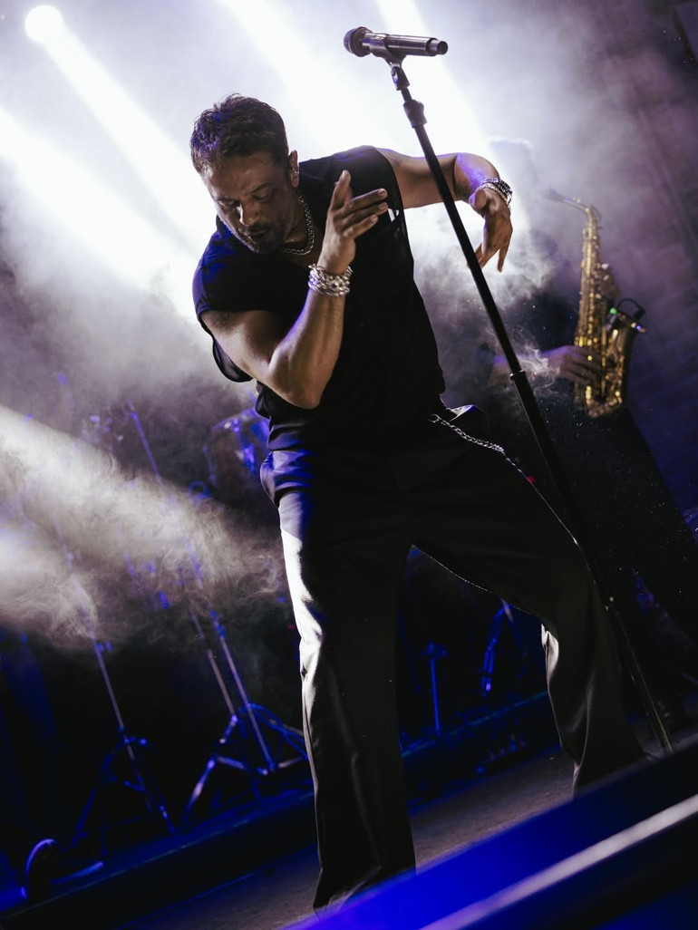 Üç kuşak sahnelerde…