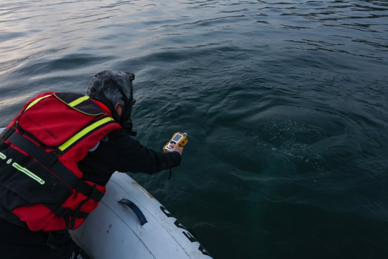 Saha çalışması sırasında numune alma