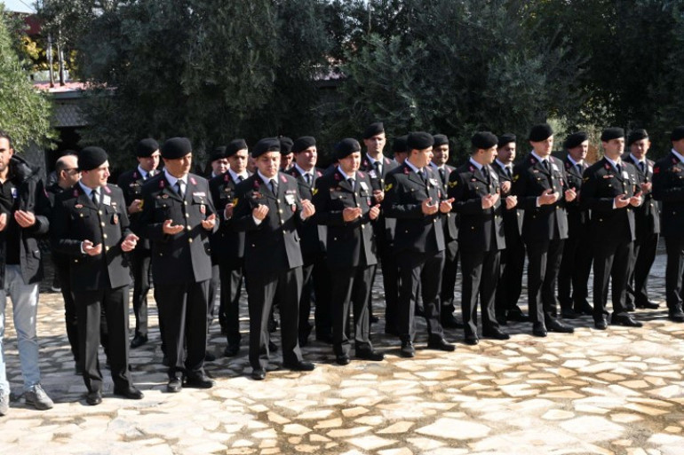 Kalp krizi sonucu yaşamını yitiren astsubay toprağa verildi