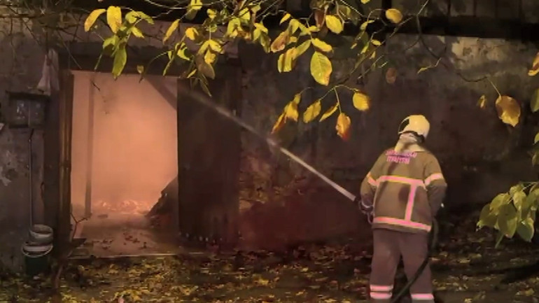 Karabükte 3 katlı tarihi konakta yangın