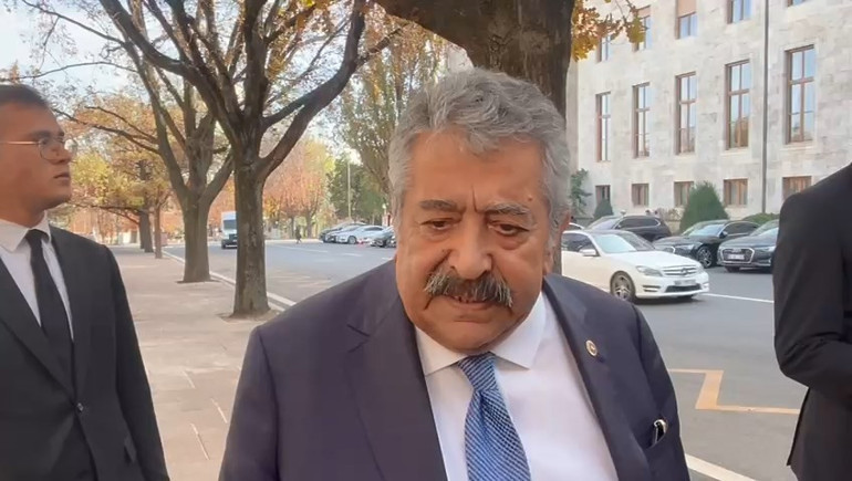 Son dakika... Terörsüz Türkiye komisyonu İmralıya gidecek.... AK Parti adına İmralı heyetinde yer alacak isim belli oldu