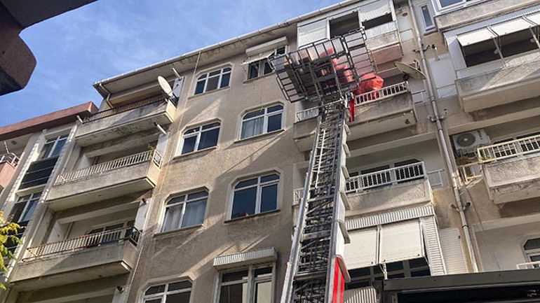 Kocaeli Darıca'da mühürlenen 5 katlı bina