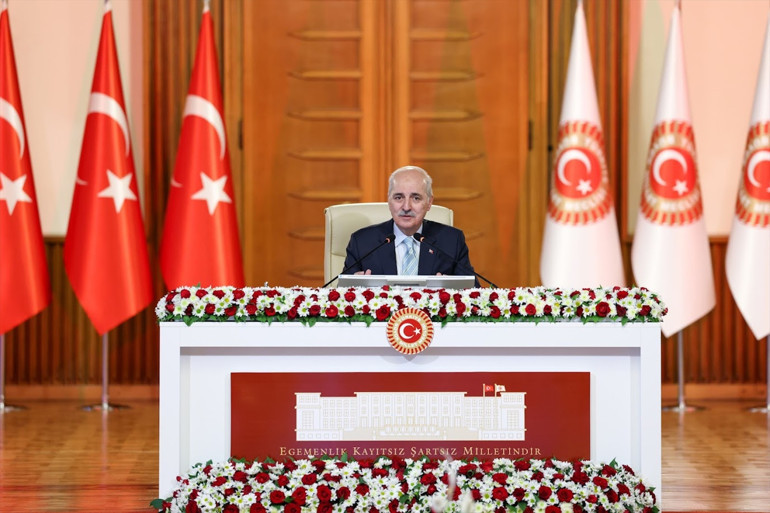 Son dakika... Terörsüz Türkiye komisyonu İmralıya gidecek.... AK Parti adına İmralı heyetinde yer alacak isim belli oldu