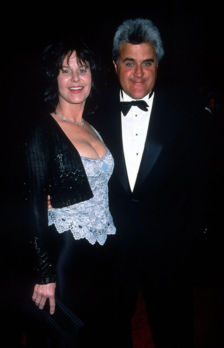 45 yıl önce evlenirken ettiği yemini hiç bozmadı... Demans olan karısı her zaman onu tanımıyor bile: Seni seviyorum dediğinde ben eriyorum