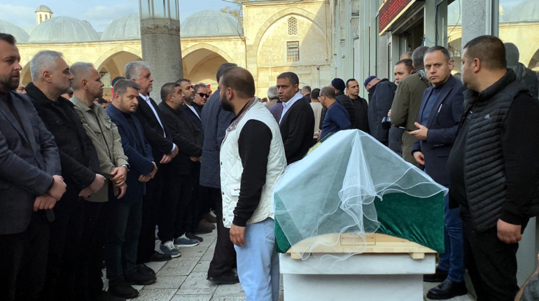 19 yaşındaki Rümeysa Sanpur, nişanlısının evinde çıkan çatışmada vurulup öldürüldü