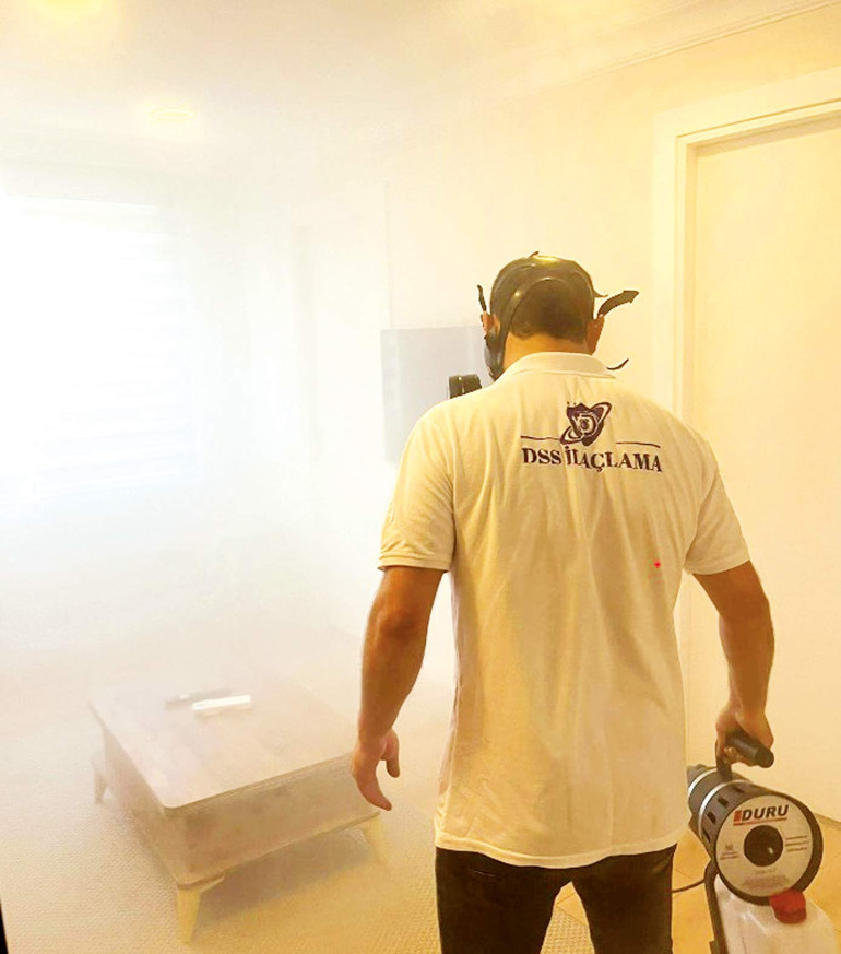 Tanıtım veya müşteri fotoğraflarında görülen ilaç kalıntıları