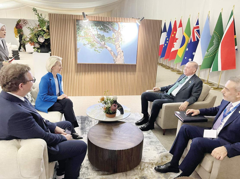 Afrika’daki ilk zirve