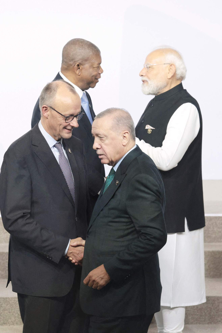 Afrika’daki ilk zirve