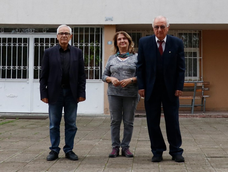 O zamanlar okul kantininde şarkı söyleyen bu genci şimdi milyonlar dinliyor