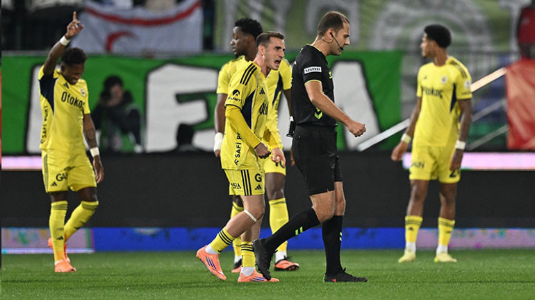 Fırat Aydınus, Rizespor-Fenerbahçe maçının hakem yönetimini mercek altına aldı: Rizenin ilk golü temiz ama 2. golden önce hata yaptı