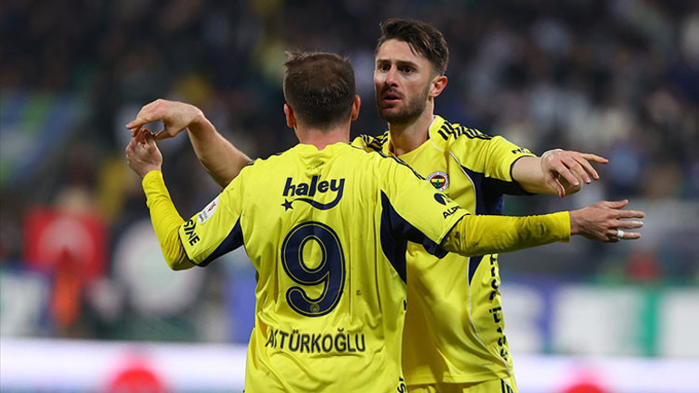 Rizespor-Fenerbahçe maçını usta yazarlar değerlendirdi: Ruhani lider Asensio devreye girdi