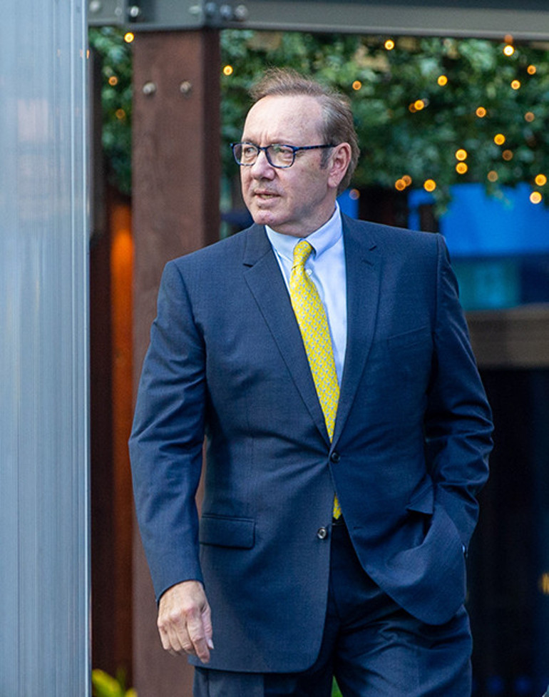 Emektar oyuncu Evsiz kaldım demişti... Hayranlarından çağrı üstüne çağrı yağdı: Kapımız sana her zaman açık