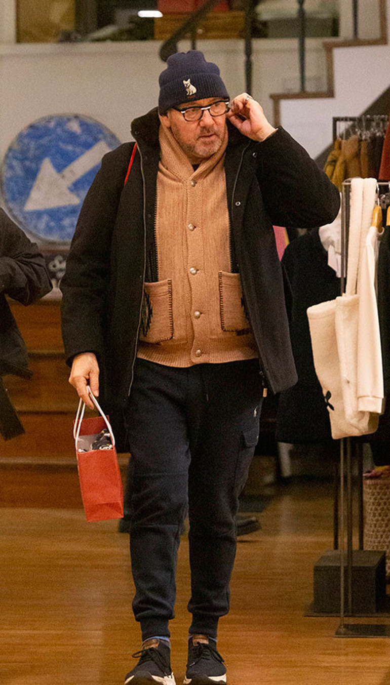 Emektar oyuncu Evsiz kaldım demişti... Hayranlarından çağrı üstüne çağrı yağdı: Kapımız sana her zaman açık