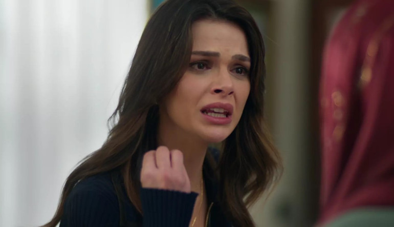 Uzak Şehirin 40. bölümünde neler oldu Alya ve Cihanın evliliği bitiyor mu Hakim kararını verdi