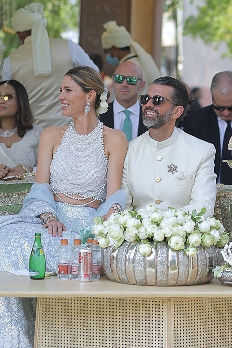 Ünlü milyarderin düğününde sahneye çıktı… Bir gecede 2 milyon dolar kazandı