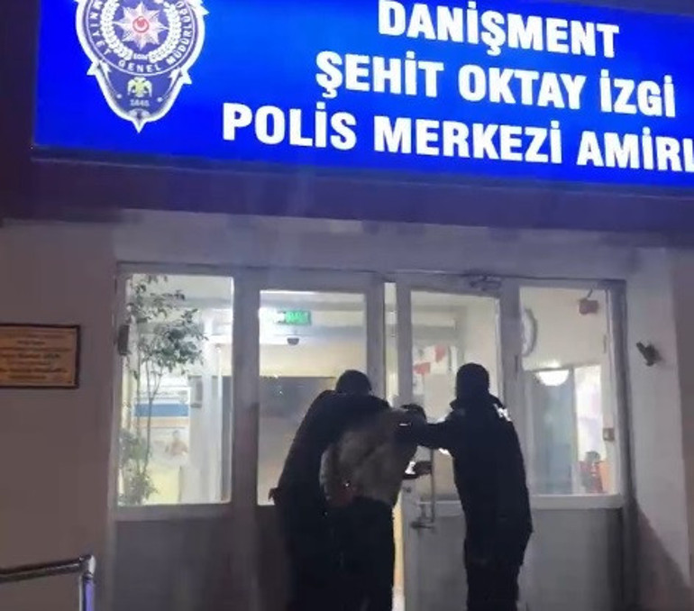  Ev sahibi fark etti, gözaltına alındı