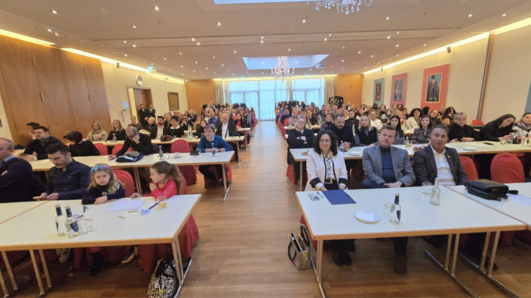 Nürnberg’de doktor-hasta seminerinde kadın sağlığı ele alındı